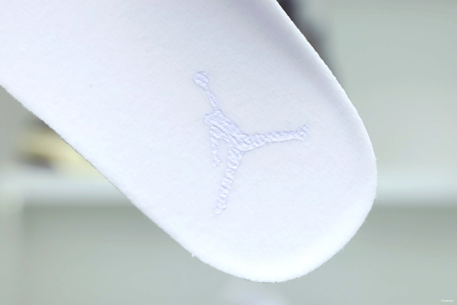 VIOLET LOW 11 JORDAN PURE AIR 0303